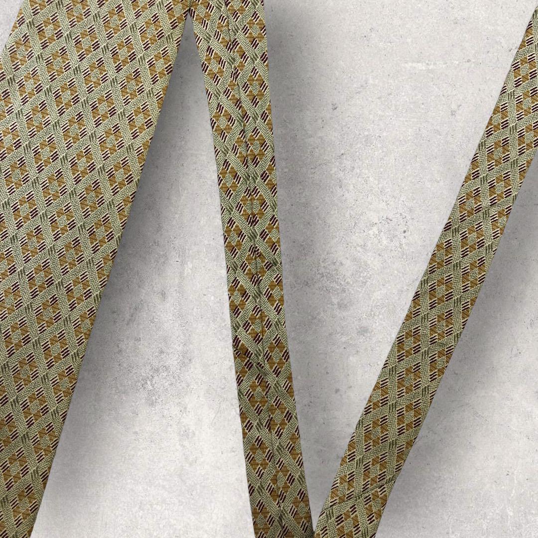 [4985] Good quality! Calvin Klein tie in khaki and brown 