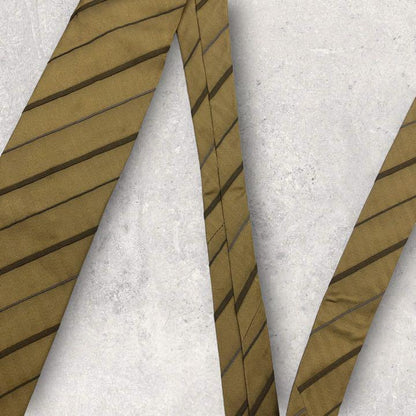 [4193] Good product - Acceptable product! Hugo Boss necktie ocher striped