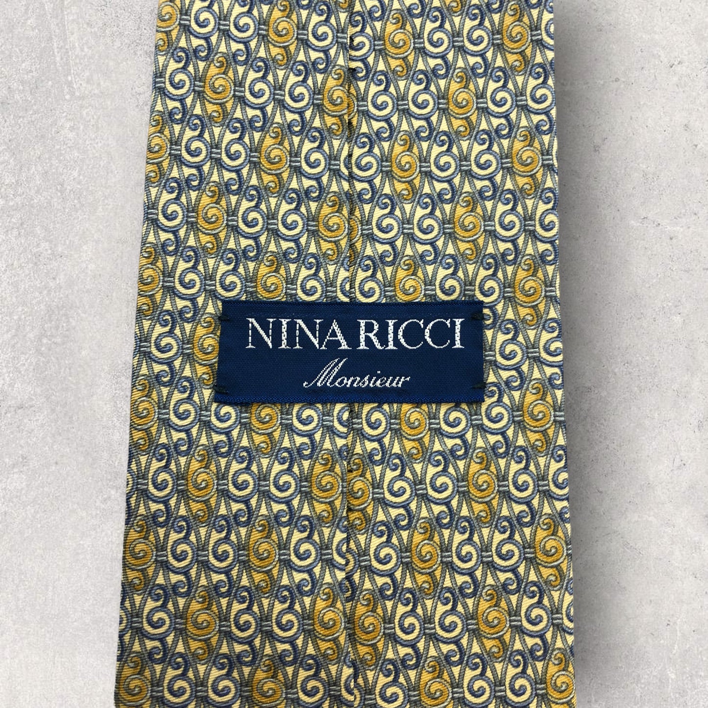 [5379] Good quality! NINARICCI necktie in cream color 
