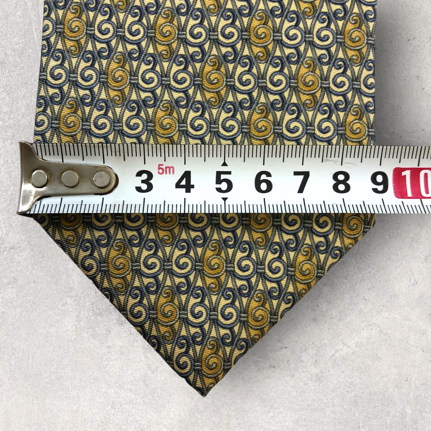 [5379] Good quality! NINARICCI necktie in cream color 