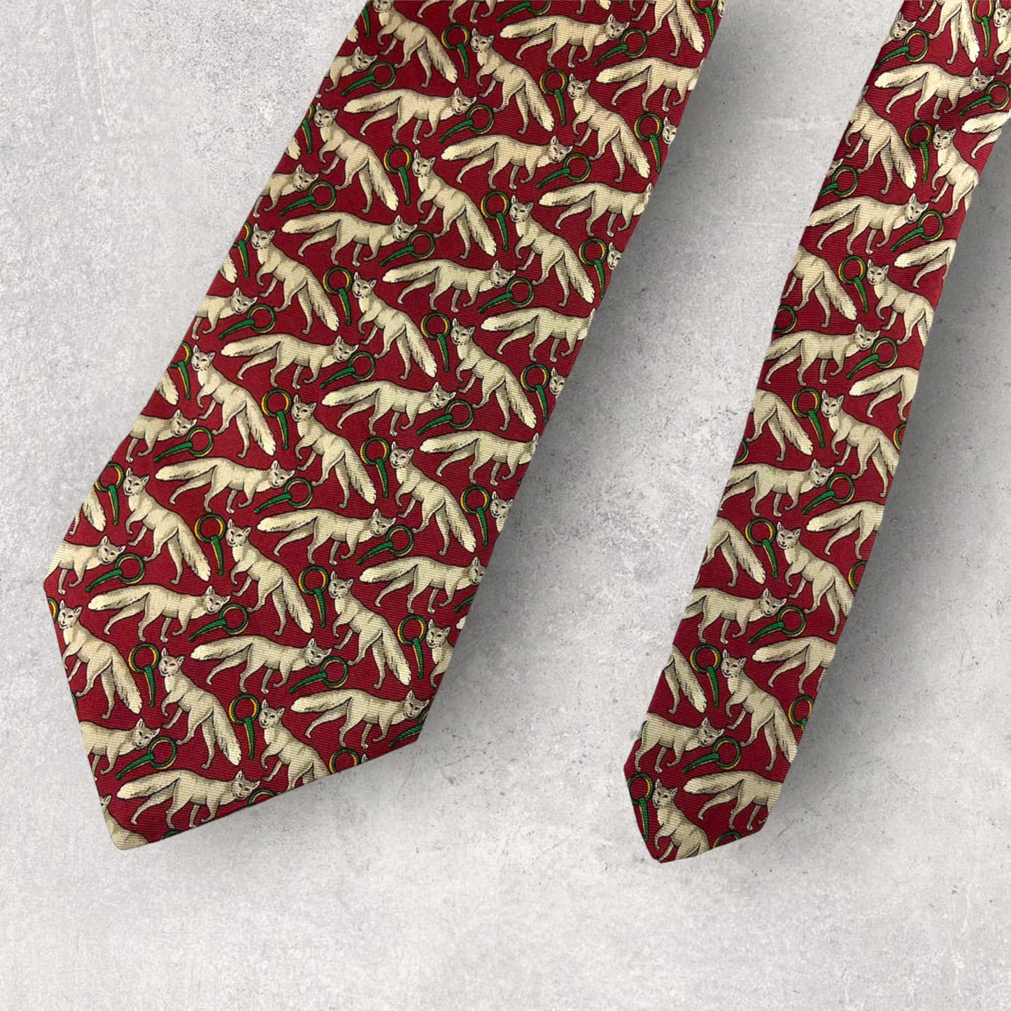 [5147] Brooks Brothers necktie, red, fox pattern 