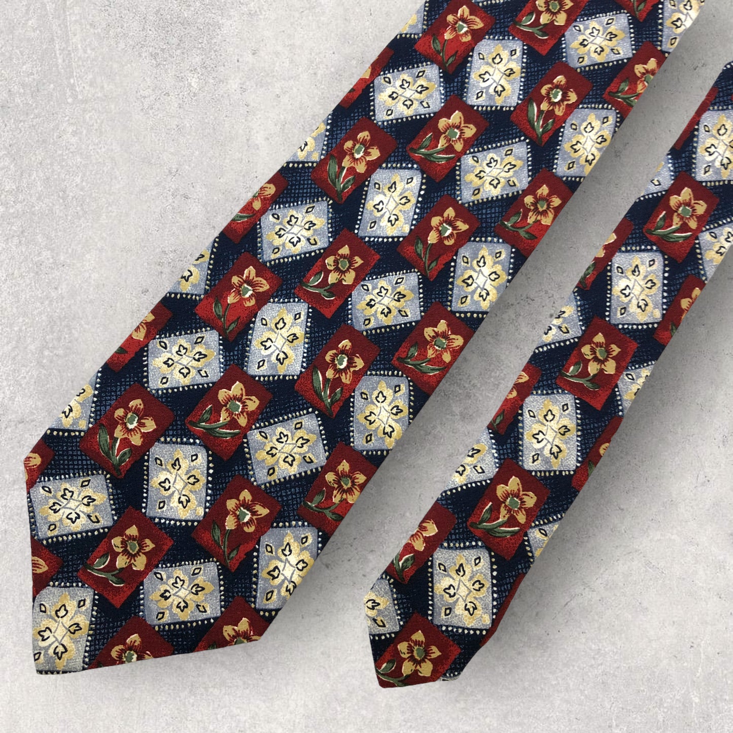 [5322] Beautiful item! PIERRE BALMAIN tie, floral pattern, blue x red 