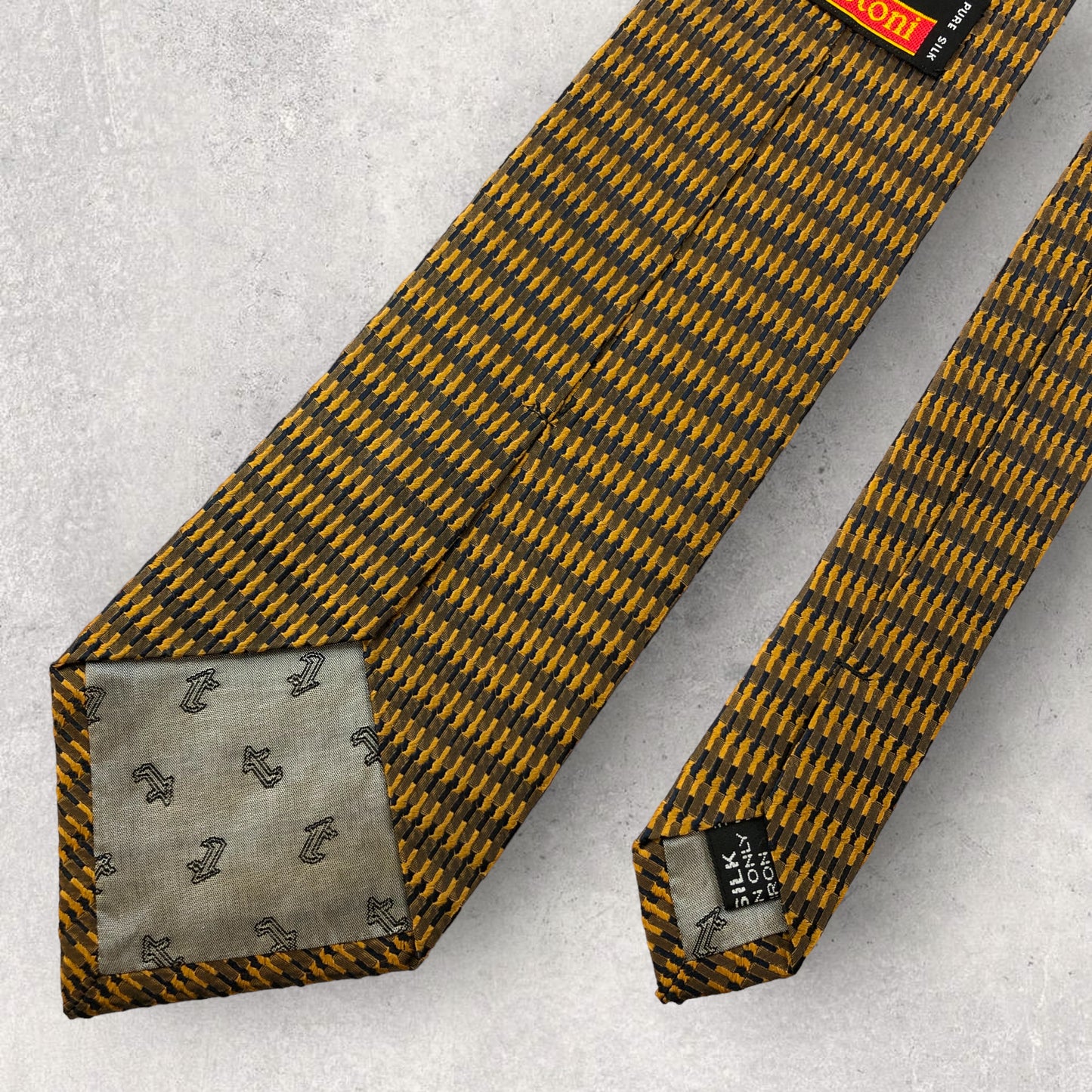 [5597] Beautiful item! A.Testoni necktie, gold color 