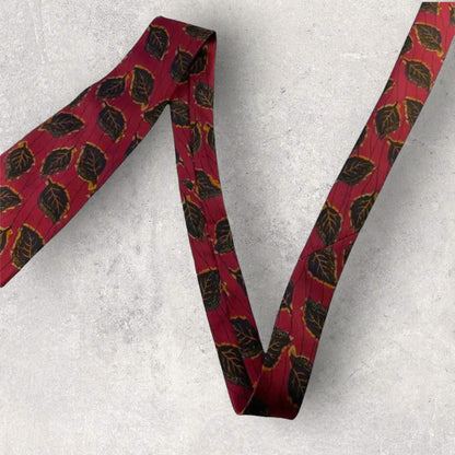[3326] Good product! Saint Laurent Necktie Red Leaf Pattern